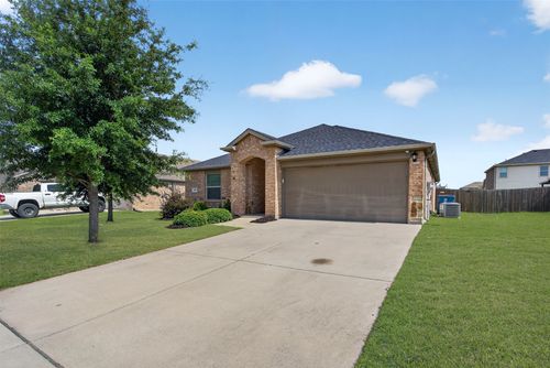 416 Azalea Dr, Josephine, TX, 75173-8541 | Card Image
