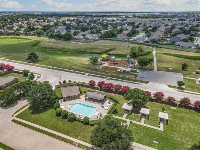 332 Carriage Ln, House other with 4 bedrooms, 3 bathrooms and null parking in Saginaw TX | Image 14