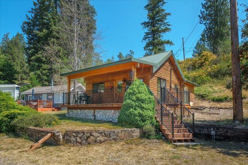 12512 N East Newman Lake Dr, Newman Lake, WA, 99025-9425 | Card Image