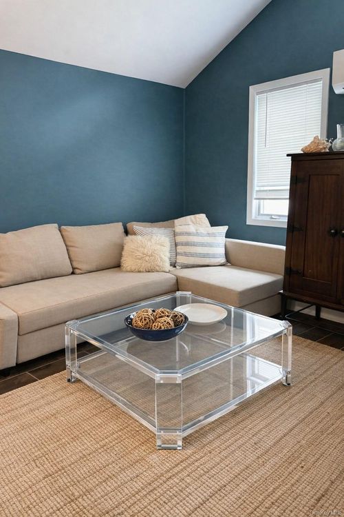 26 June Walk, Long Beach, NY, 11561-2838 | Card Image