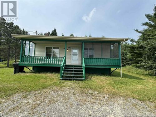 5698 Rte 17, Saint Quentin, NB, E8A2J1 | Card Image
