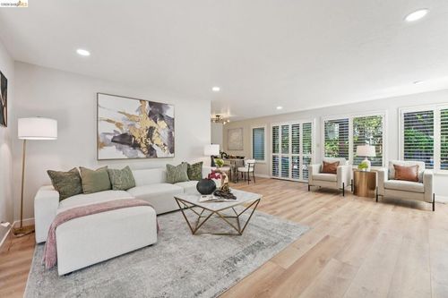 153 Rubicon Cir, Danville, CA, 94526-2437 | Card Image