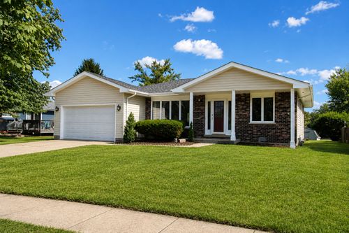 5111 Springdale Ln, Mchenry, IL, 60050-4047 | Card Image