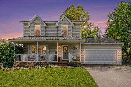 2422 Par Ct, Howell, MI, 48843-8826 | Card Image