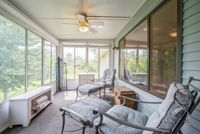 3 Seasons Room | Image 15
