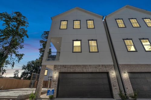 e-5410 Wheatley St, Houston, TX, 77091-5585 | Card Image