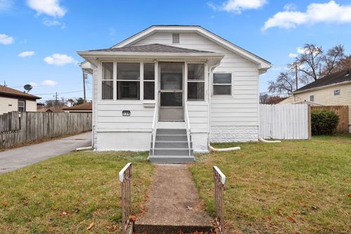 139 N Dwiggins St, Griffith, IN, 46319-2710 | Card Image