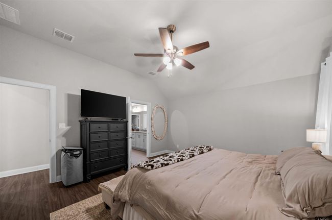 409 Meadows Ct, House other with 3 bedrooms, 3 bathrooms and null parking in Chandler TX | Image 29