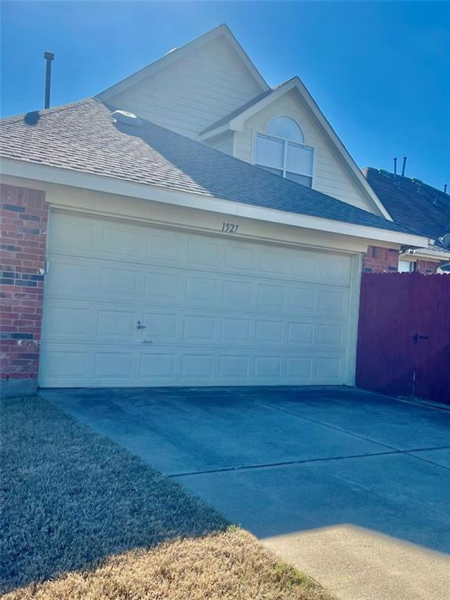 1527 Sugar Bush Trail, For Rent in Allen Zoocasa