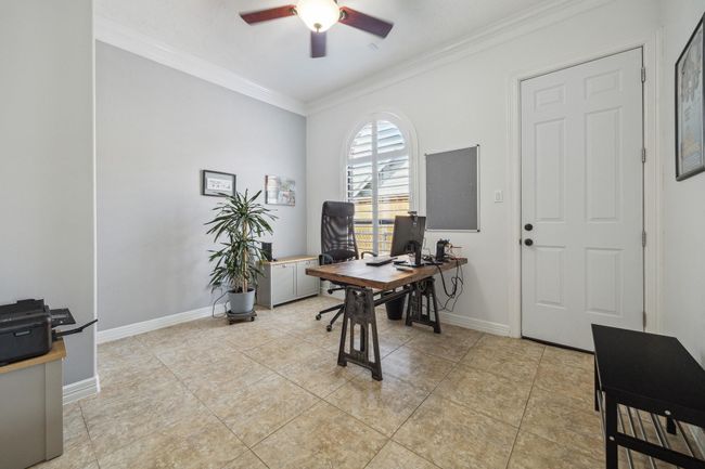 1015 W 41 St St, House other with 5 bedrooms, 4 bathrooms and 2 parking in Houston TX | Image 4