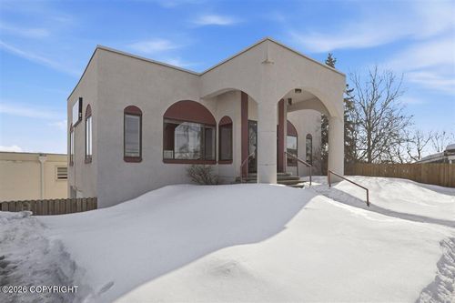 805 Gambell St, Anchorage, AK, 99501-3756 | Card Image