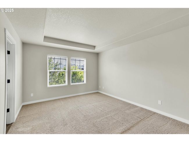 385 Sw Mitchum Ter, House other with 3 bedrooms, 3 bathrooms and 2 parking in Beaverton OR | Image 12