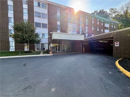 apt-502-3070 Kent Rd, Stow, OH, 44224-4462 | Card Image