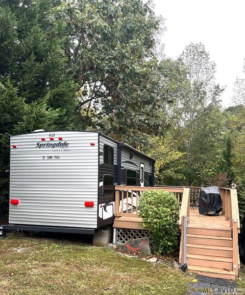 28 Fawn Trl, Bracey, VA, 23919-1780 | Card Image