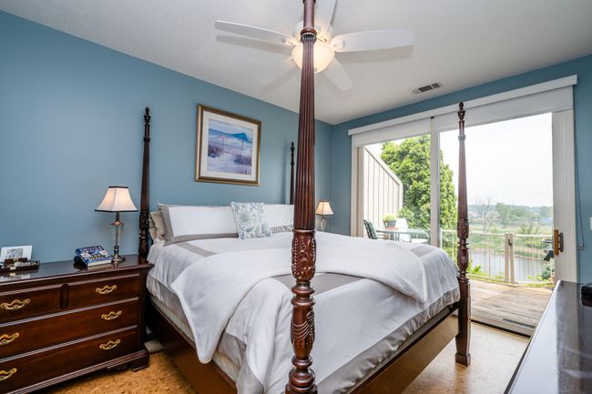 193 Wayne St, Condo with 3 bedrooms, 2 bathrooms and null parking in Saint Joseph MI | Image 19