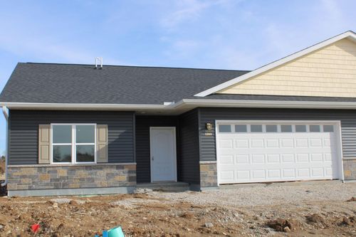 1352 Kettle Dr, Kewaskum, WI, 53040-1134 | Card Image