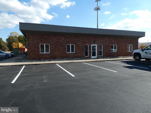 654 Cross Keys Rd, Sicklerville, NJ, 08081-9561 | Card Image