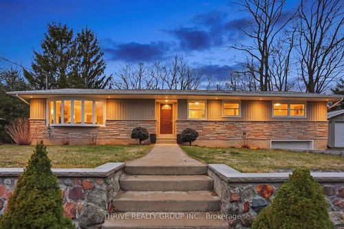 9650 Joanne Ave, Grand Bend, ON, N0M1T0 | Card Image