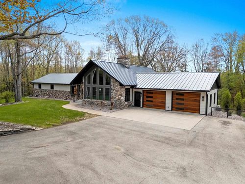 W14145 County Rd C, SILVER CLIFF, WI, 54104 | Card Image