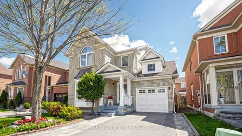 6 Majestic Dr, Markham, ON, L6C2B2 | Card Image