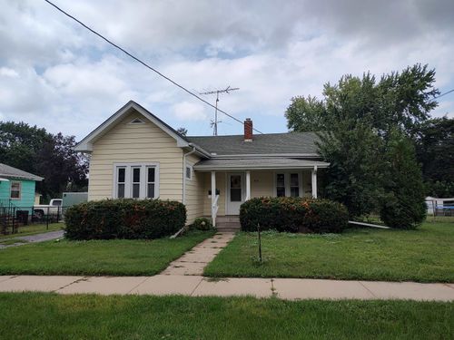 606 E Perry St, Belvidere, IL, 61008-2738 | Card Image