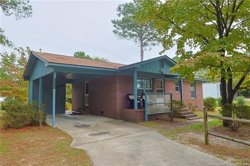 5529 Franklin St, Hope Mills, NC, 28348-9576 | Card Image