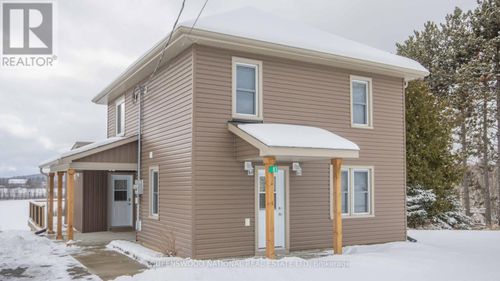 83 Siberia Rd, Barrys Bay, ON, K0J1B0 | Card Image