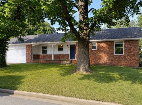 801 N Brady Dr, Hominy, OK, 74035-1582 | Card Image