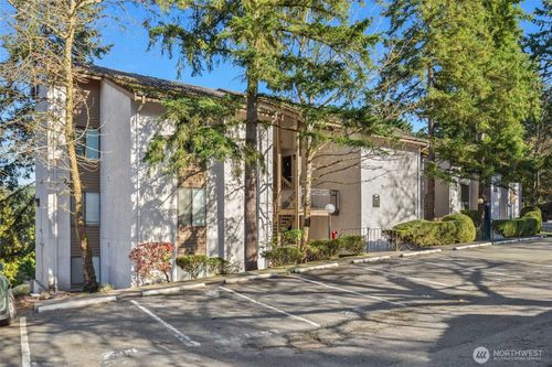 apt-e204-10419 Ne 32nd Pl, Bellevue, WA, 98004-1989 | Card Image