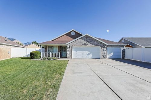 2474 N Dorchester Ave, Harrisville, UT, 84414-2121 | Card Image