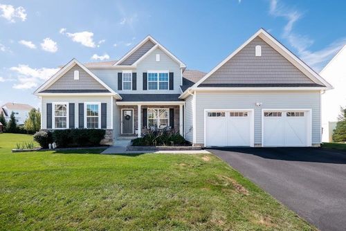 4488 Stonebridge Dr, Macungie, PA, 18062-8723 | Card Image