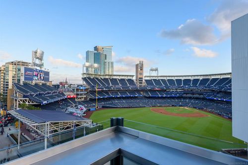 1207-325 7th Ave, San Diego, CA, 92101-4302 | Card Image