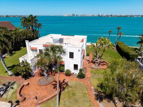 679 Norsota Way, SARASOTA, FL, 34242-1031 | Card Image