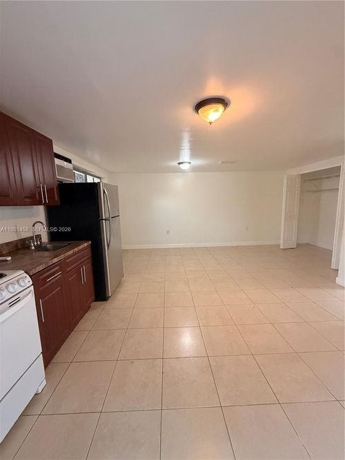 3-5230 Sw 116th Ave, Miami, FL, 33165-6826 | Card Image