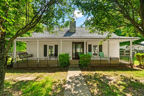 452 Stevens Cir, Lafayette, TN, 37083-3364 | Card Image