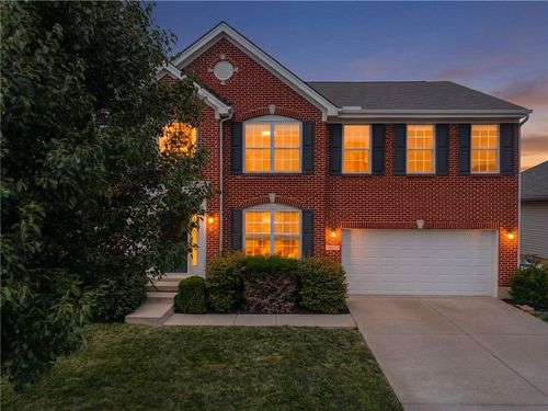 5061 Dayflower Dr, Tipp City, OH, 45371-8431 | Card Image