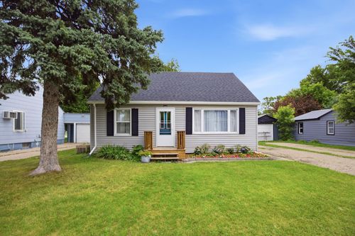 109 2nd St Nw, Dilworth, MN, 56529-1076 | Card Image