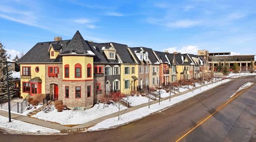 230 Quarry Park Blvd Se, Calgary, AB, T2C5E4 | Card Image