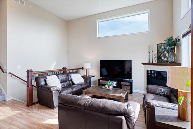 A stunning space to host guests and enjoy company. | Image 12