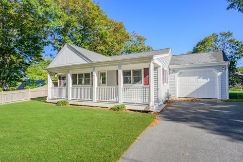 14 Brewster Rd, West Yarmouth, MA, 02673-5706 | Card Image