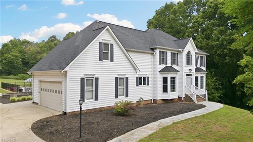 825 Timberlane Trl, Salisbury, NC, 28147-7811 | Card Image