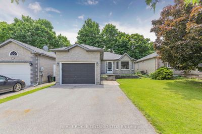 50 Brighton Rd, House other with 2 bedrooms, 2 bathrooms and 4 parking in Barrie ON | Image 2