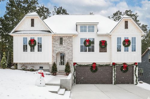 7283 Mercedes Ln, Ooltewah, TN, 37363-5590 | Card Image