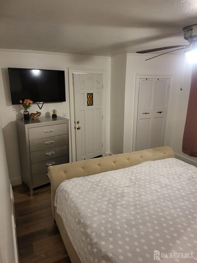 72 High St, House other with 2 bedrooms, 3 bathrooms and null parking in Perth Amboy NJ | Image 31