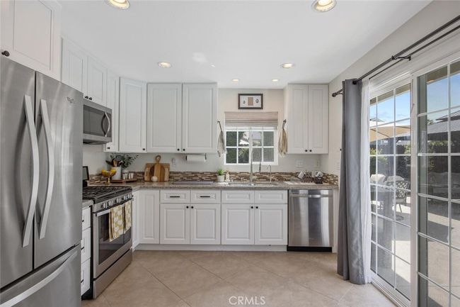27702 Quincy St, House other with 2 bedrooms, 2 bathrooms and 2 parking in Castaic CA | Image 16