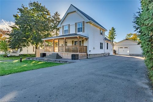 233 Oakland Rd, Scotland, ON, N0E1R0 | Card Image