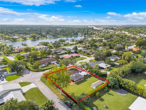 10901 Sw 116th St, Miami, FL, 33176 | Card Image