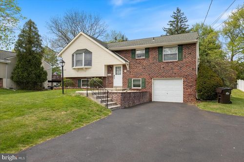 872 Mustang Road, WARRINGTON, PA, 18976 | Card Image