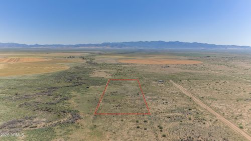 --0000 S Kir Carson Road, Pearce, AZ, 85625 | Card Image