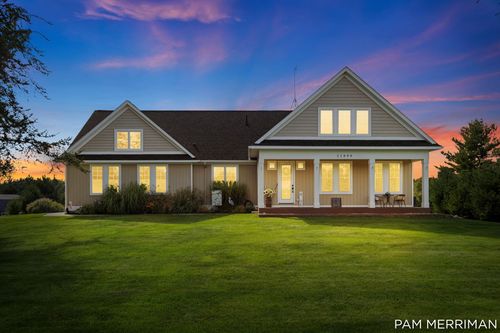 21899 Hilltop Cir, Stanwood, MI, 49346-8503 | Card Image
